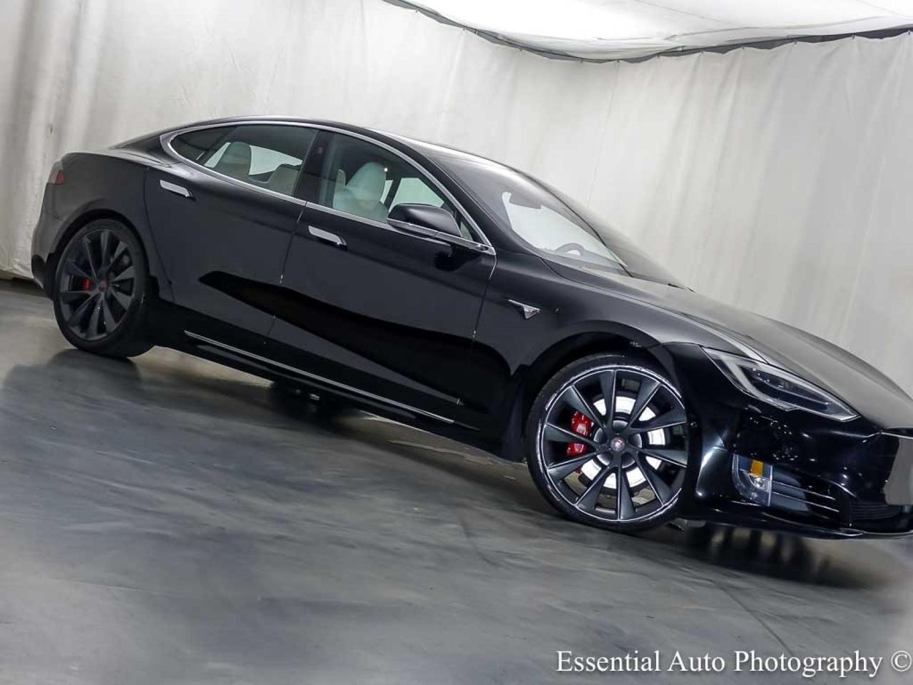 2020 Tesla Model S Performance