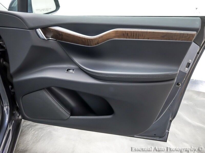 2020 Tesla Model X Long Range Plus Willowbrook IL