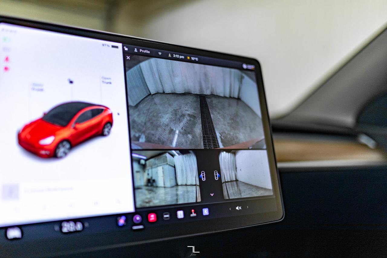 2020 Tesla Model Y AWD Long Range Dual Motor Leather Roof Nav Red Deer AB