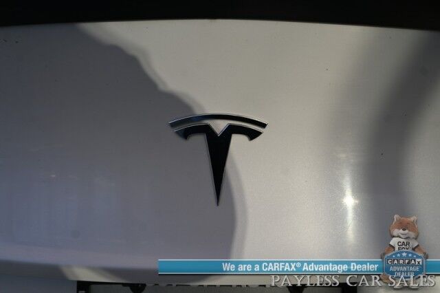 2020 Tesla Model Y Long Range / AWD / Power & Heated Leather Seats / Heated Steering Wheel / NAV / Sunroof / Adaptive Cruise Control / Lane Departure & Blind Spot Alert / Apple CarPlay & Android Auto / Tow Pkg / 1-Owner Anchorage AK