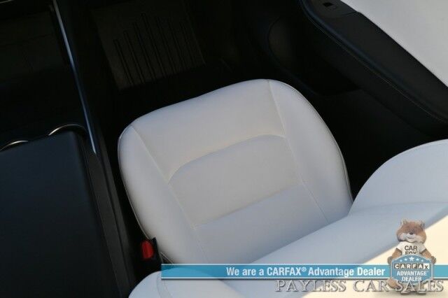 2020 Tesla Model Y Long Range / AWD / Power & Heated Leather Seats / Heated Steering Wheel / NAV / Sunroof / Adaptive Cruise Control / Lane Departure & Blind Spot Alert / Apple CarPlay & Android Auto / Tow Pkg / 1-Owner Anchorage AK