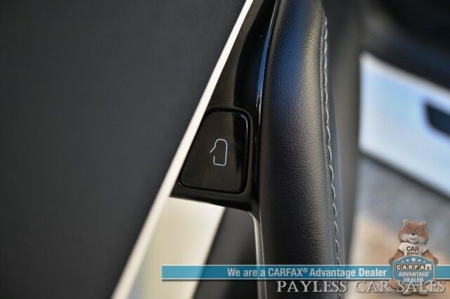 2020 Tesla Model Y Long Range / AWD / Power & Heated Leather Seats / Heated Steering Wheel / NAV / Sunroof / Adaptive Cruise Control / Lane Departure & Blind Spot Alert / Apple CarPlay & Android Auto / Tow Pkg / 1-Owner Anchorage AK