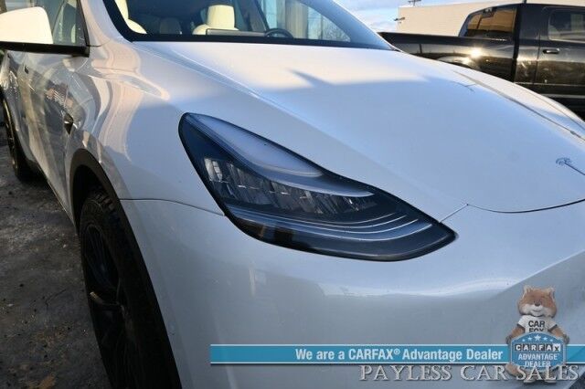 2020 Tesla Model Y Long Range / AWD / Power & Heated Leather Seats / Heated Steering Wheel / NAV / Sunroof / Adaptive Cruise Control / Lane Departure & Blind Spot Alert / Apple CarPlay & Android Auto / Tow Pkg / 1-Owner Anchorage AK