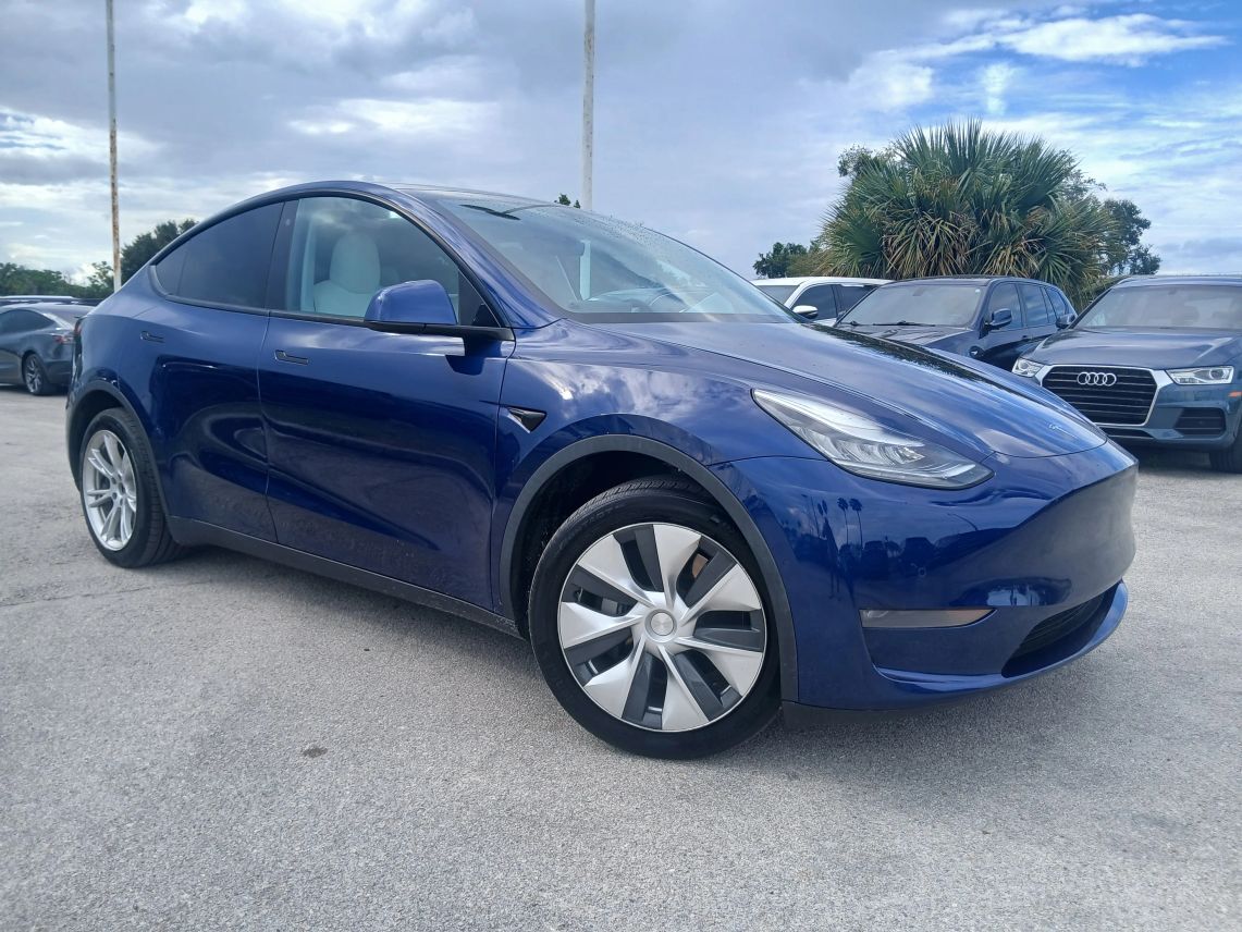 2020 Tesla Model Y Long Range Sport Utility 4D