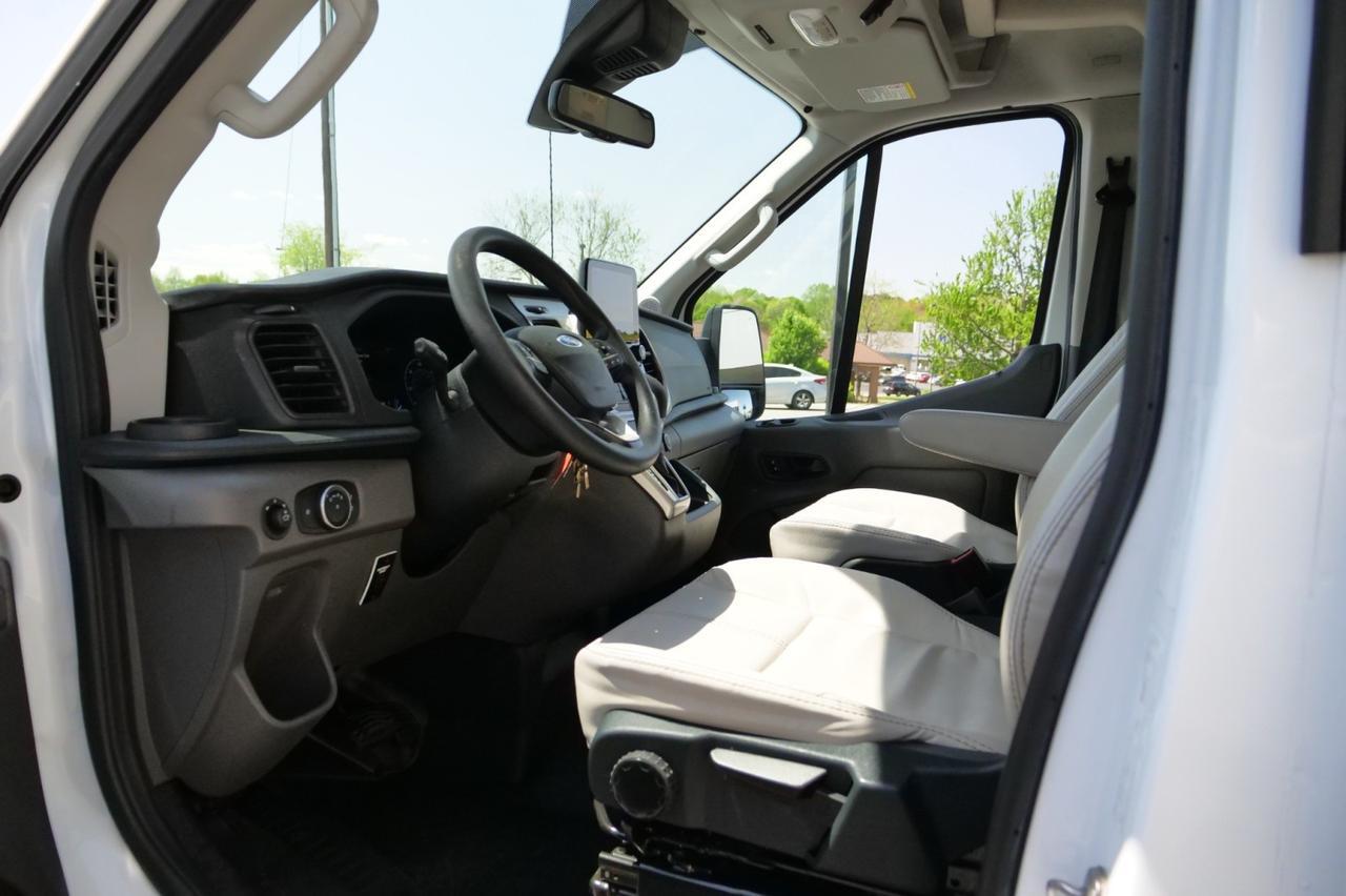 2020 Thor Gemini AWD (23TE) / DRW / Skylights / Auto Level Jacks! Lincolnton NC