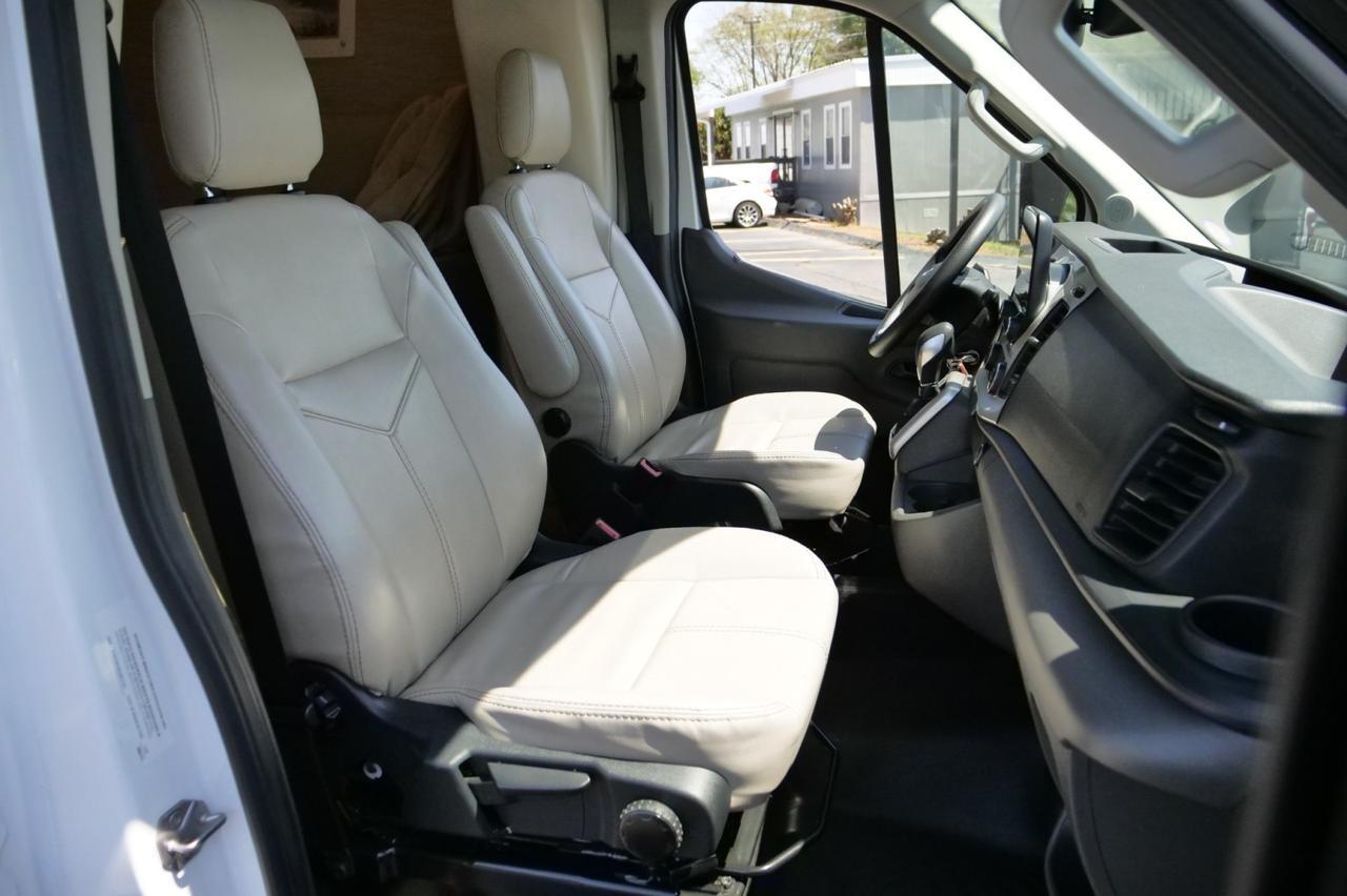 2020 Thor Gemini AWD (23TE) / DRW / Skylights / Auto Level Jacks! Lincolnton NC