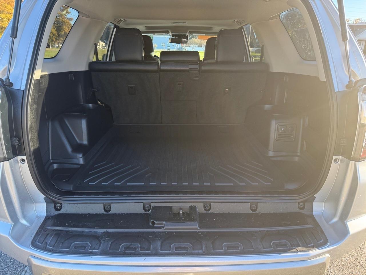 2020 Toyota 4RUNNER TRD Off Road Premium, 4X4, CLEAN CARFAX 1-OWNER VEHICLE, HEATED SEATS, KEYLESS START AND ENTRY, TOWING PACKAGE, NAVIGATION, WIFI, BLUETOOTH, RUNNING BOARDS, SUNROOF, THE DEAL YOU&apos;VE BEEN WAITING FOR IS RIGHT HERE!!! Norfolk VA