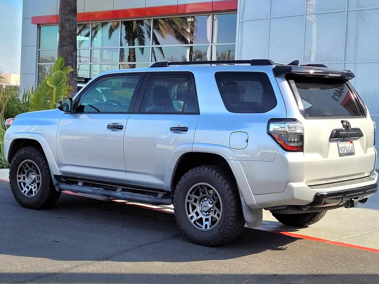 2020 Toyota 4RUNNER VENTURE SPECIAL EDITION V6  4WD Vacaville CA