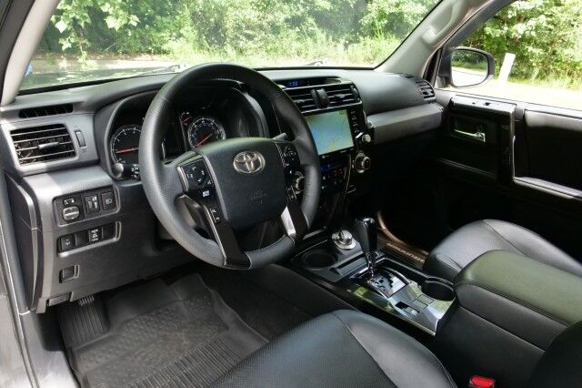 2020 Toyota 4Runner Nightshade 4X4 / JBL Audio / Cooled Seats / Sunroof! High Point NC