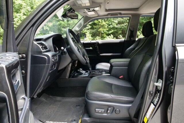 2020 Toyota 4Runner Nightshade 4X4 / JBL Audio / Cooled Seats / Sunroof! High Point NC