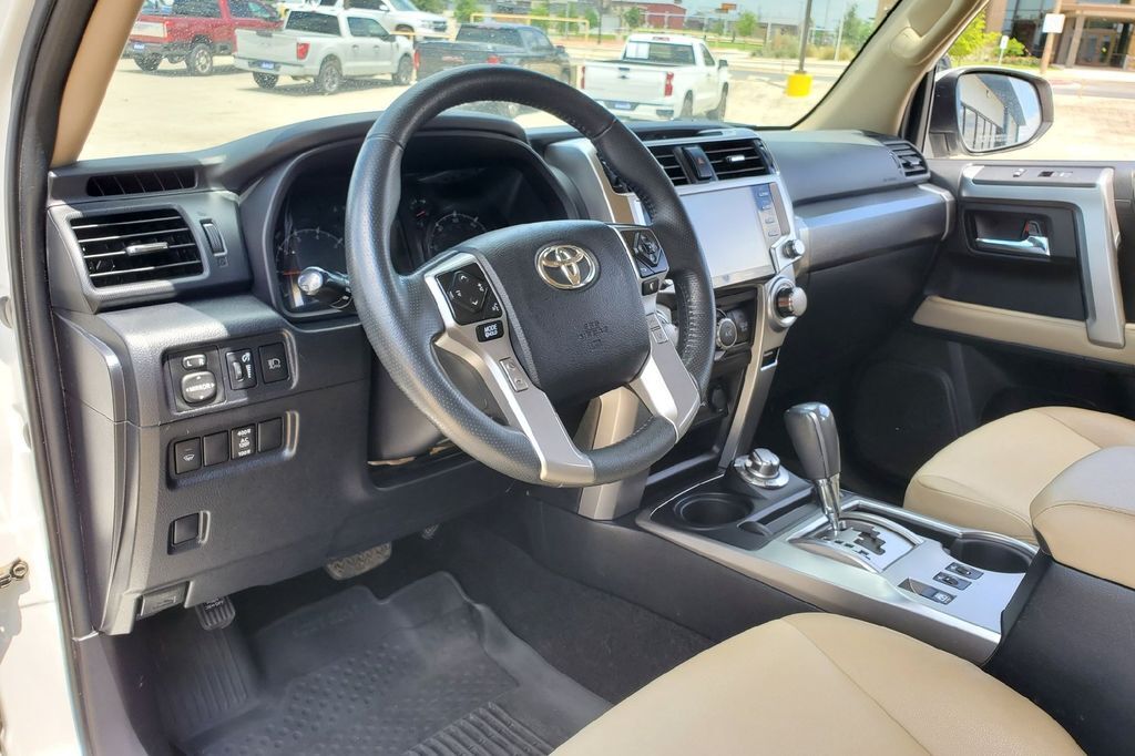 2020 Toyota 4Runner SR5