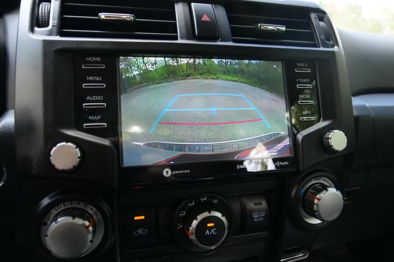 2020 Toyota 4Runner SR5 / 4WD / Navigation / CarPlay! Lincolnton NC