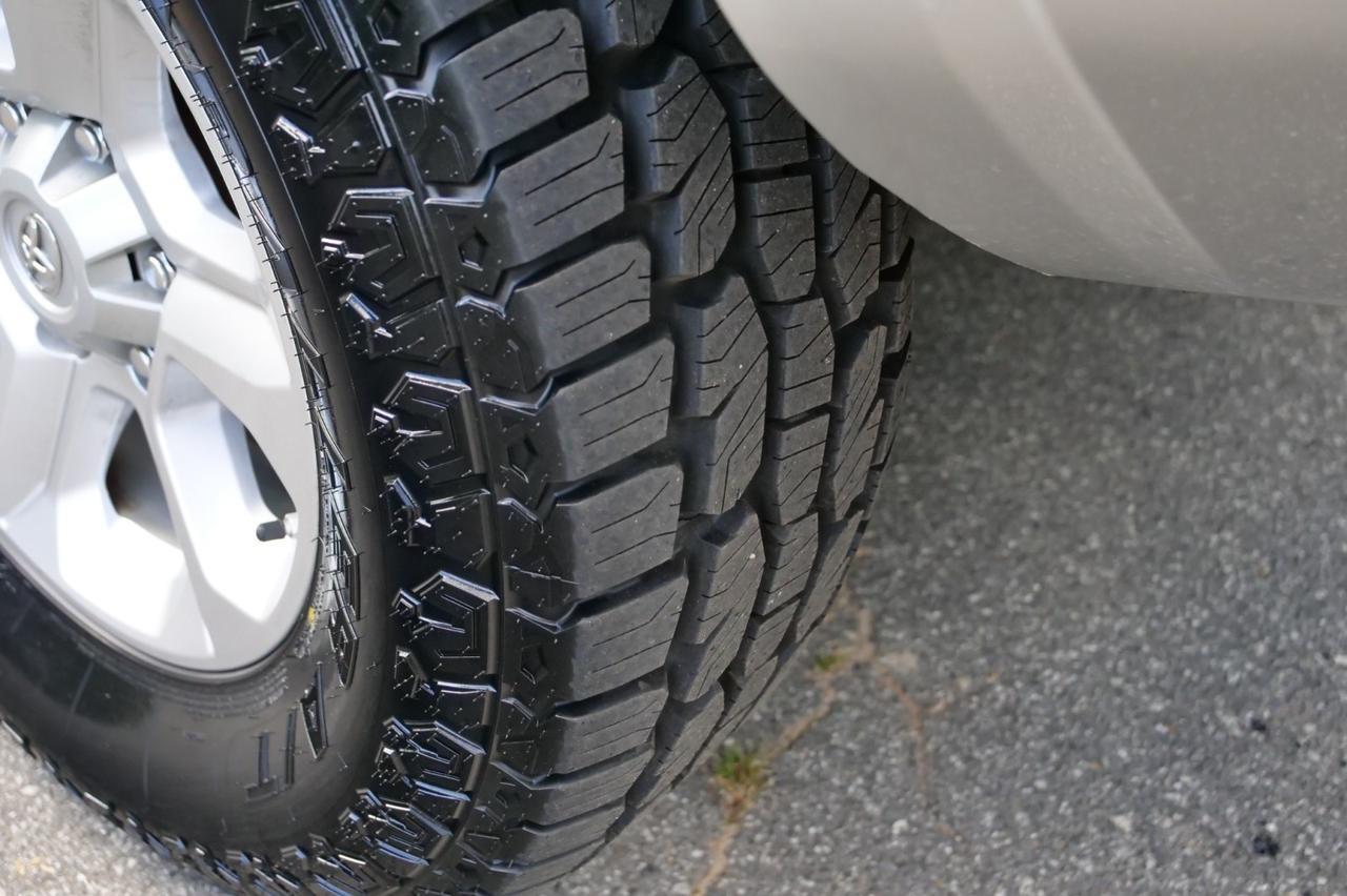 2020 Toyota 4Runner SR5 / 4WD / Navigation / CarPlay! Lincolnton NC