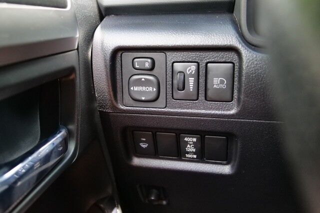 2020 Toyota 4Runner SR5 Premium / 4WD / Heated Front Seats! High Point NC