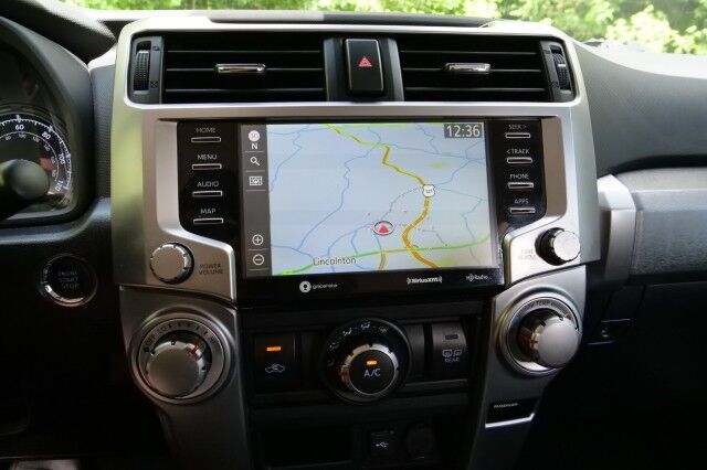 2020 Toyota 4Runner SR5 Premium / 4WD / Heated Front Seats! High Point NC