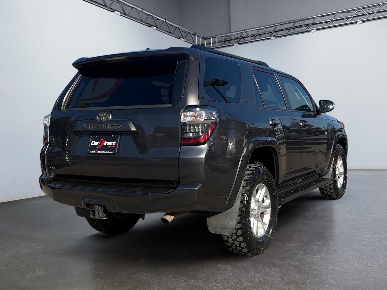 2020 Toyota 4Runner SR5 Premium, RUNNING BOARDS, ROOF RACKS, HEATED & VENTILATED SEATS, NAVIGATION, REAR POWER SLIDING WINDOW, TOW PACKAGE/HITCH, RIDE THIS 4RUNNING ON THE ROAD! Virginia Beach VA