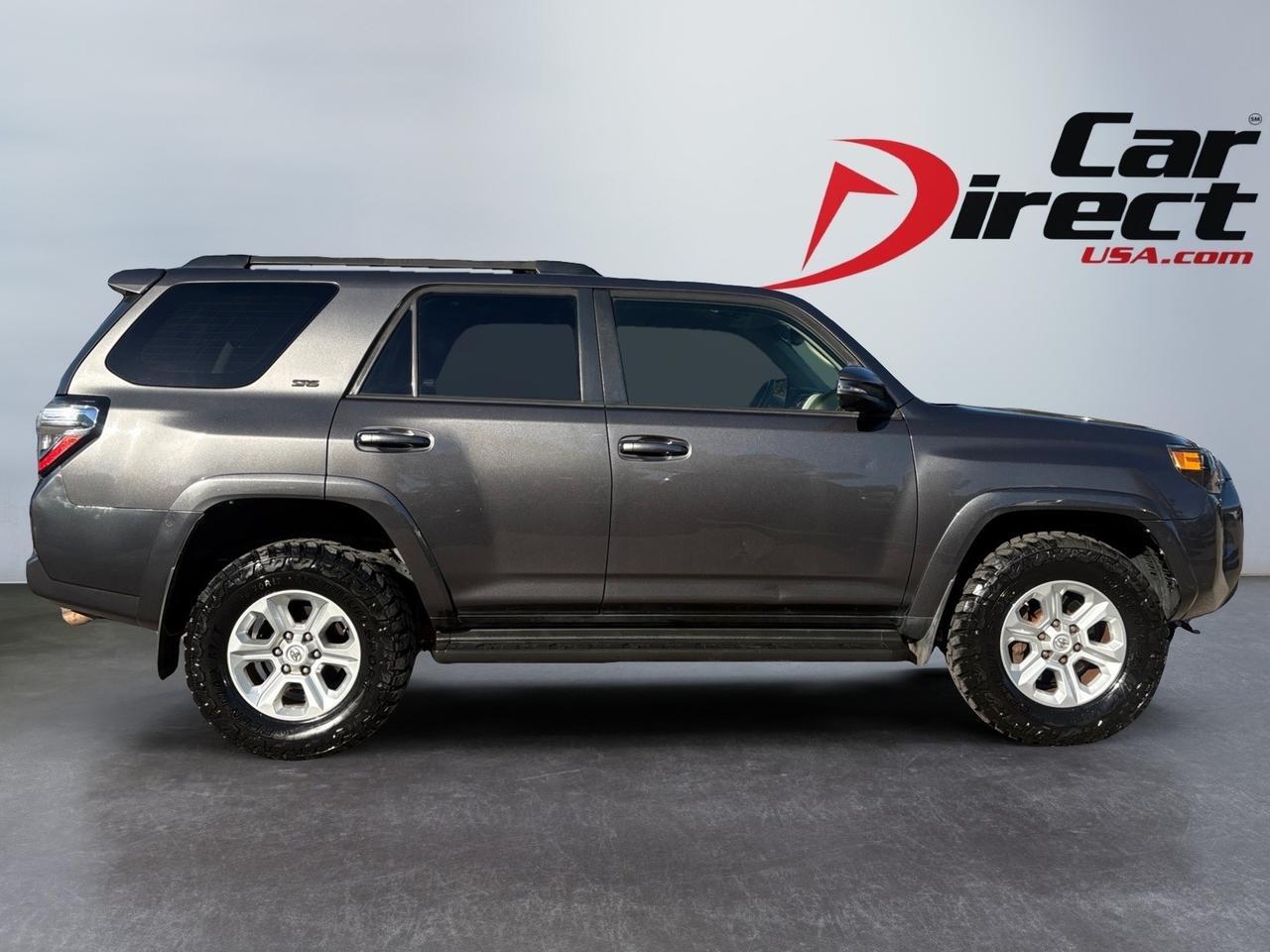 2020 Toyota 4Runner SR5 Premium, RUNNING BOARDS, ROOF RACKS, HEATED & VENTILATED SEATS, NAVIGATION, REAR POWER SLIDING WINDOW, TOW PACKAGE/HITCH, RIDE THIS 4RUNNING ON THE ROAD! Virginia Beach VA