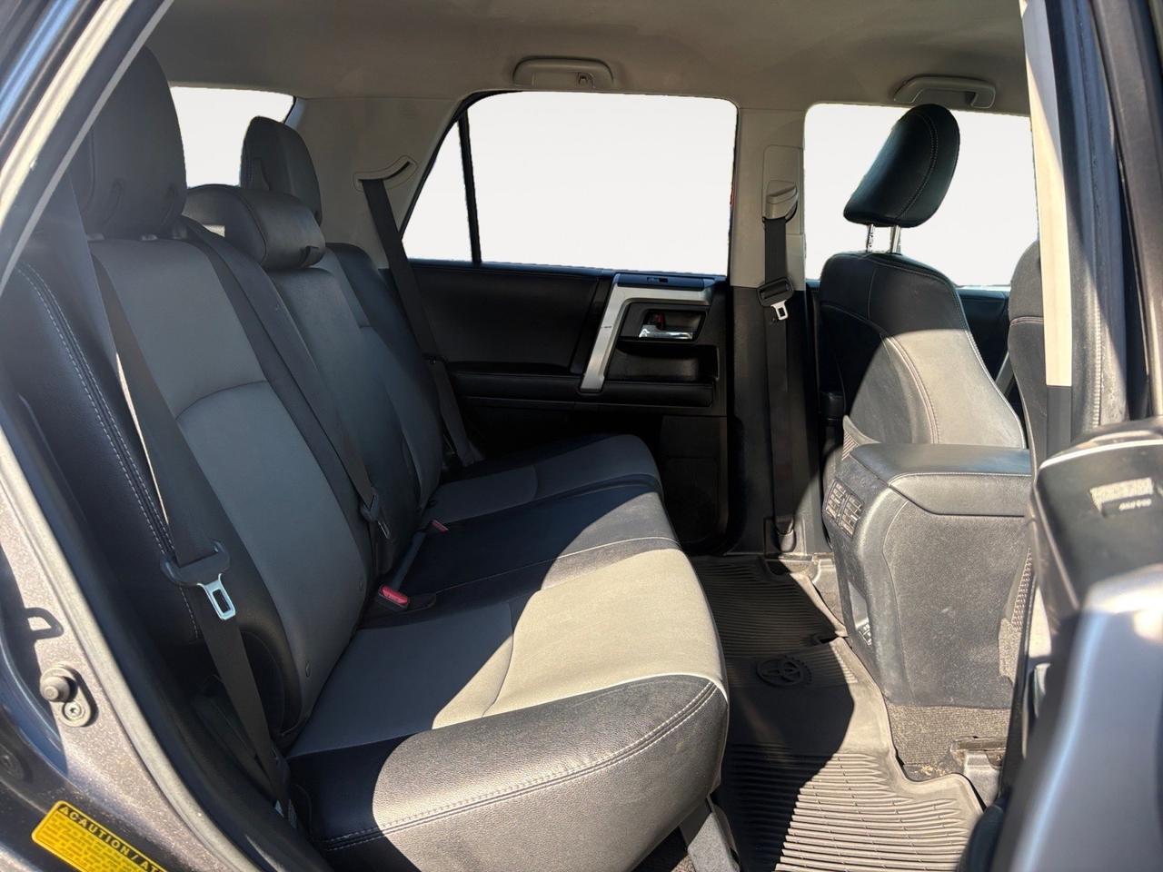 2020 Toyota 4Runner SR5 Premium, RUNNING BOARDS, ROOF RACKS, HEATED & VENTILATED SEATS, NAVIGATION, REAR POWER SLIDING WINDOW, TOW PACKAGE/HITCH, RIDE THIS 4RUNNING ON THE ROAD! Virginia Beach VA