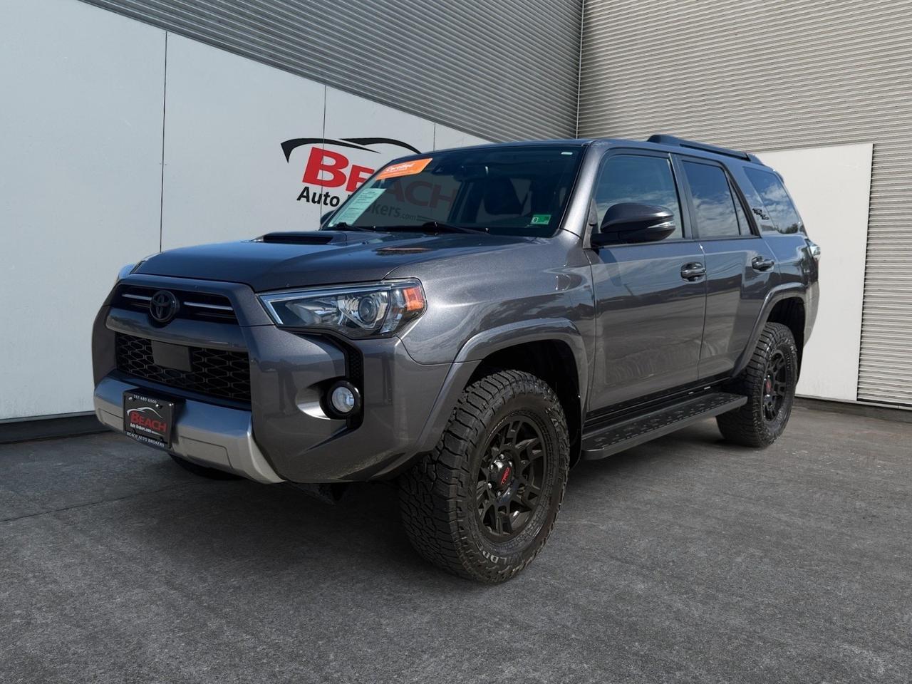 2020 Toyota 4Runner TRD Off Road Premium, RUNNING BOARDS, TOW PACKAGE, BACKUP CAMERA, 4X4, ROOF RACKS, SUNROOF, HEATED SEATS, KEYLESS ENTRY, UNIVERSAL GARAGE DOOR OPENER, ONLY 1 OWNER!
