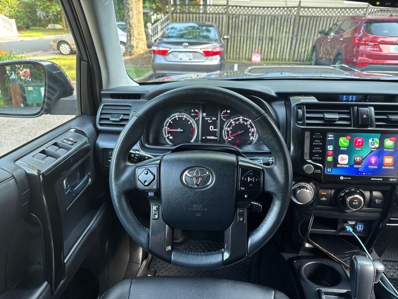 2020 Toyota 4Runner Venture Edition 4WD Arlington VA