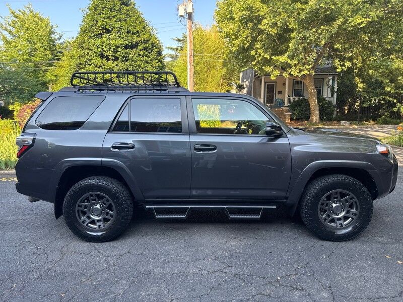 2020 Toyota 4Runner Venture Edition 4WD Arlington VA