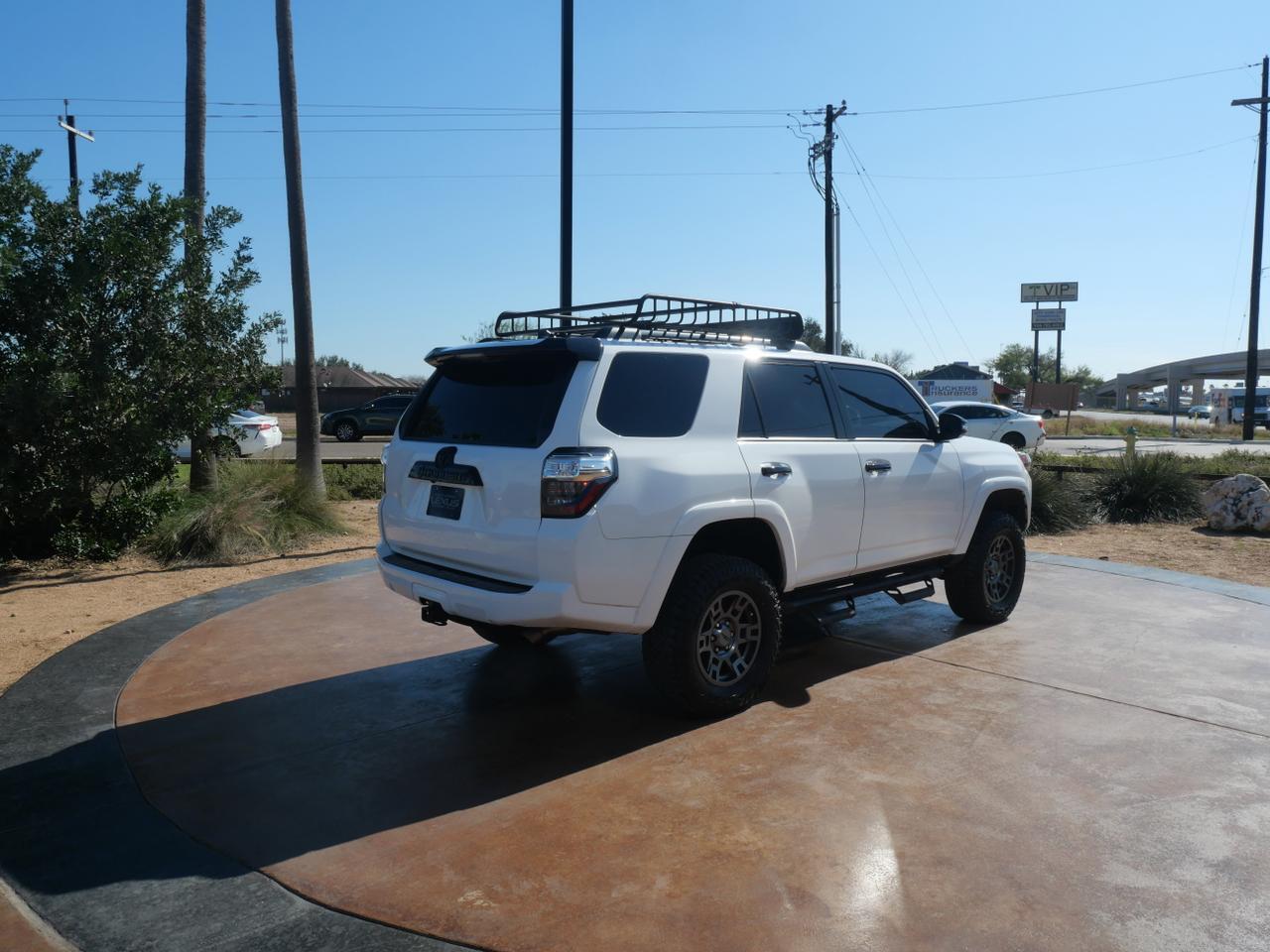 2020 Toyota 4Runner Venture