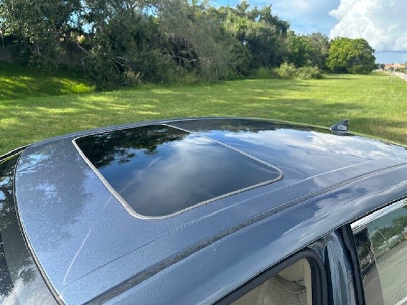 2020 Toyota AVALON HYBRID LIMITED LOW MILES RUNS GREAT FREE SHIPPING IN FLORIDA Sarasota FL