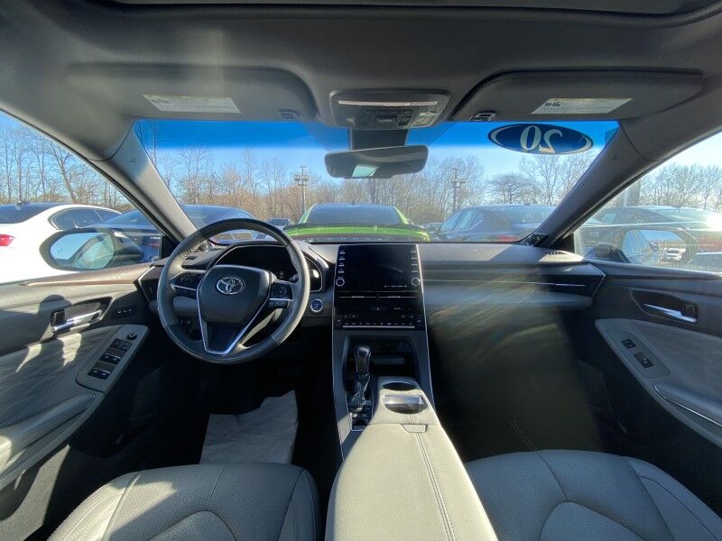 2020 Toyota Avalon Hybrid Limited Bristol  PA