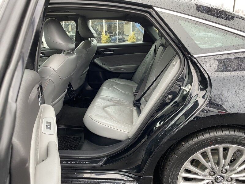 2020 Toyota Avalon Hybrid Limited Springfield PA