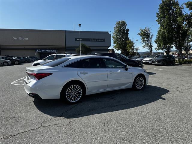 2020 Toyota Avalon Hybrid Limited