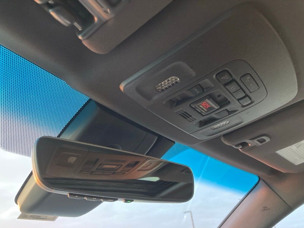 2020 Toyota Avalon Hybrid Limited San Antonio TX