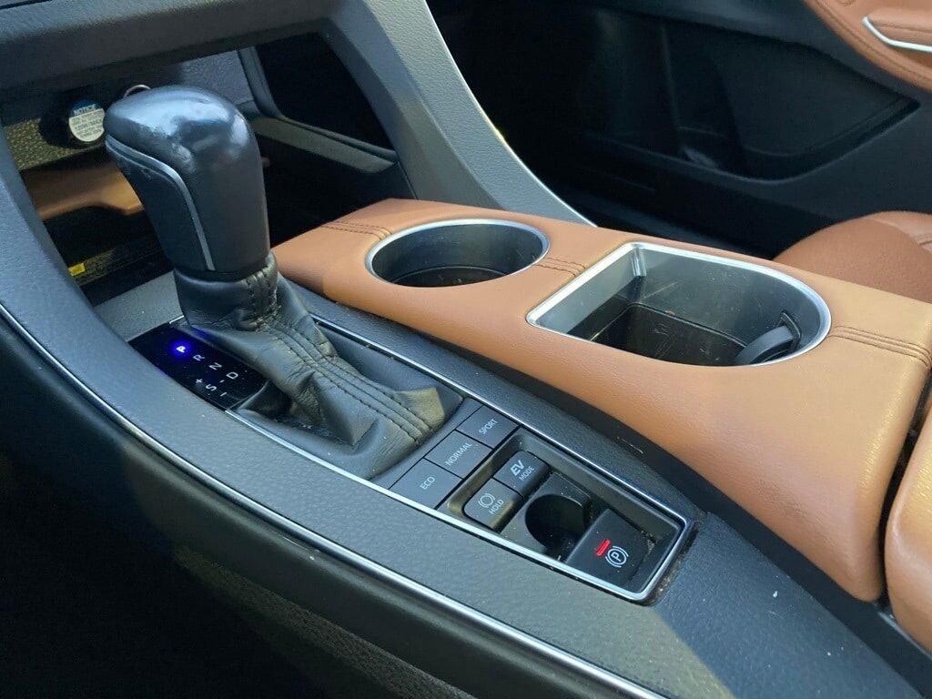 2020 Toyota Avalon Hybrid Limited San Antonio TX