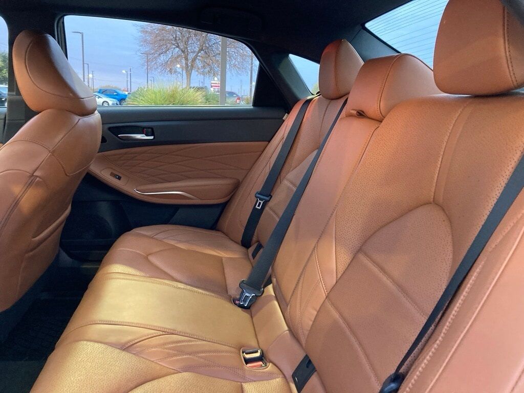 2020 Toyota Avalon Hybrid Limited San Antonio TX