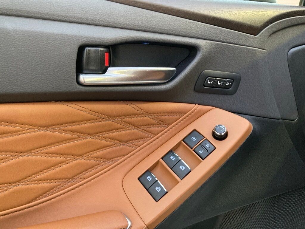 2020 Toyota Avalon Hybrid Limited San Antonio TX