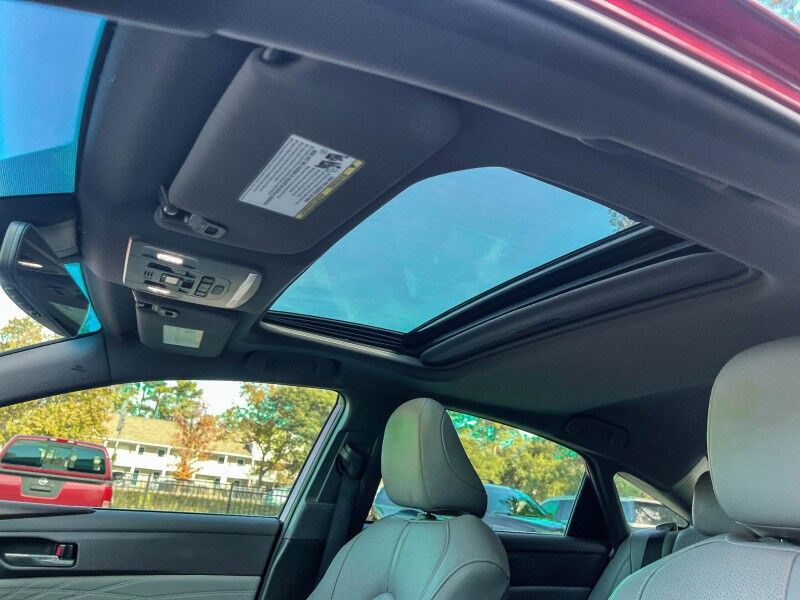 2020 Toyota Avalon Hybrid Limited Wilmington NC