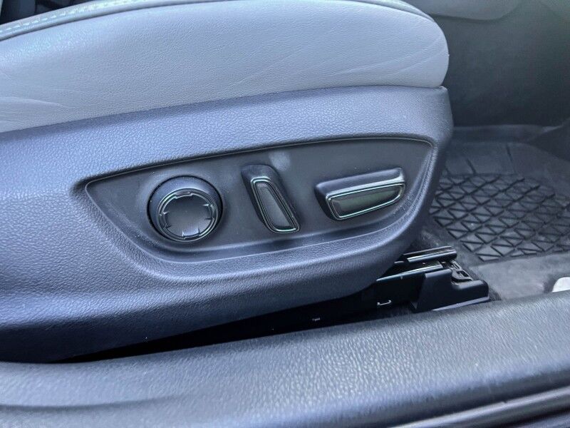 2020 Toyota Avalon Hybrid Limited Wilmington NC