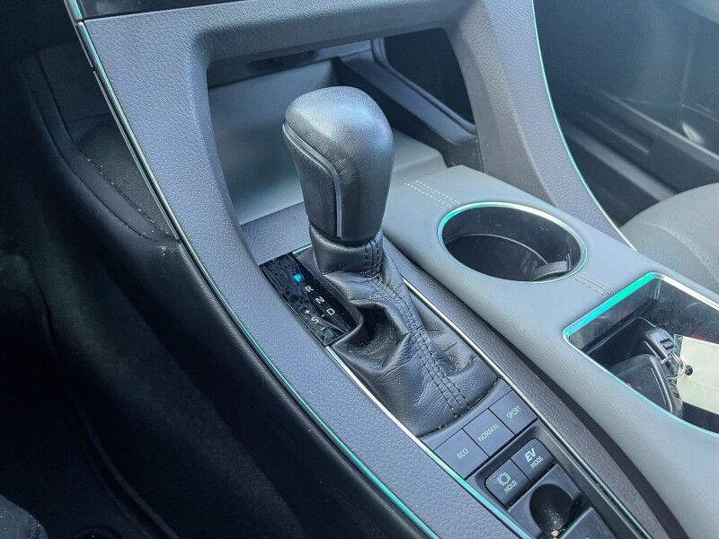2020 Toyota Avalon Hybrid Limited Wilmington NC