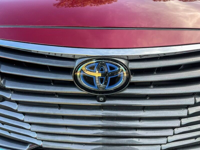 2020 Toyota Avalon Hybrid Limited Wilmington NC