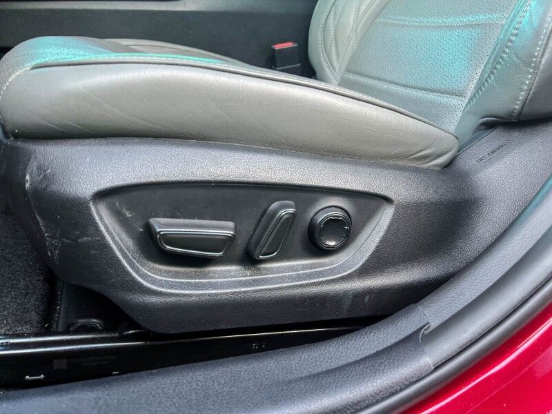 2020 Toyota Avalon Hybrid Limited Wilmington NC