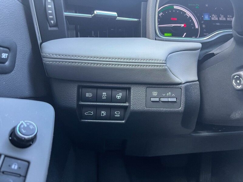 2020 Toyota Avalon Hybrid Limited Wilmington NC