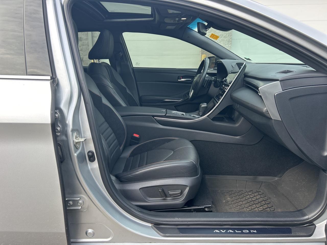 2020 Toyota Avalon Hybrid XSE Ashland VA