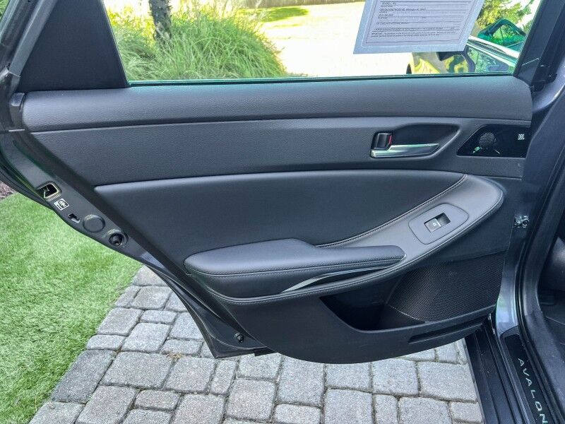 2020 Toyota Avalon XSE Wilmington NC