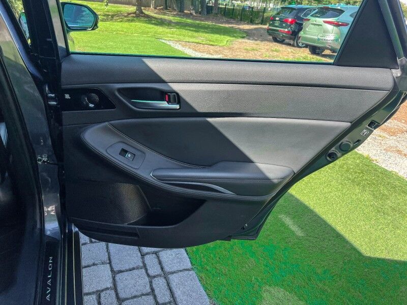 2020 Toyota Avalon XSE Wilmington NC