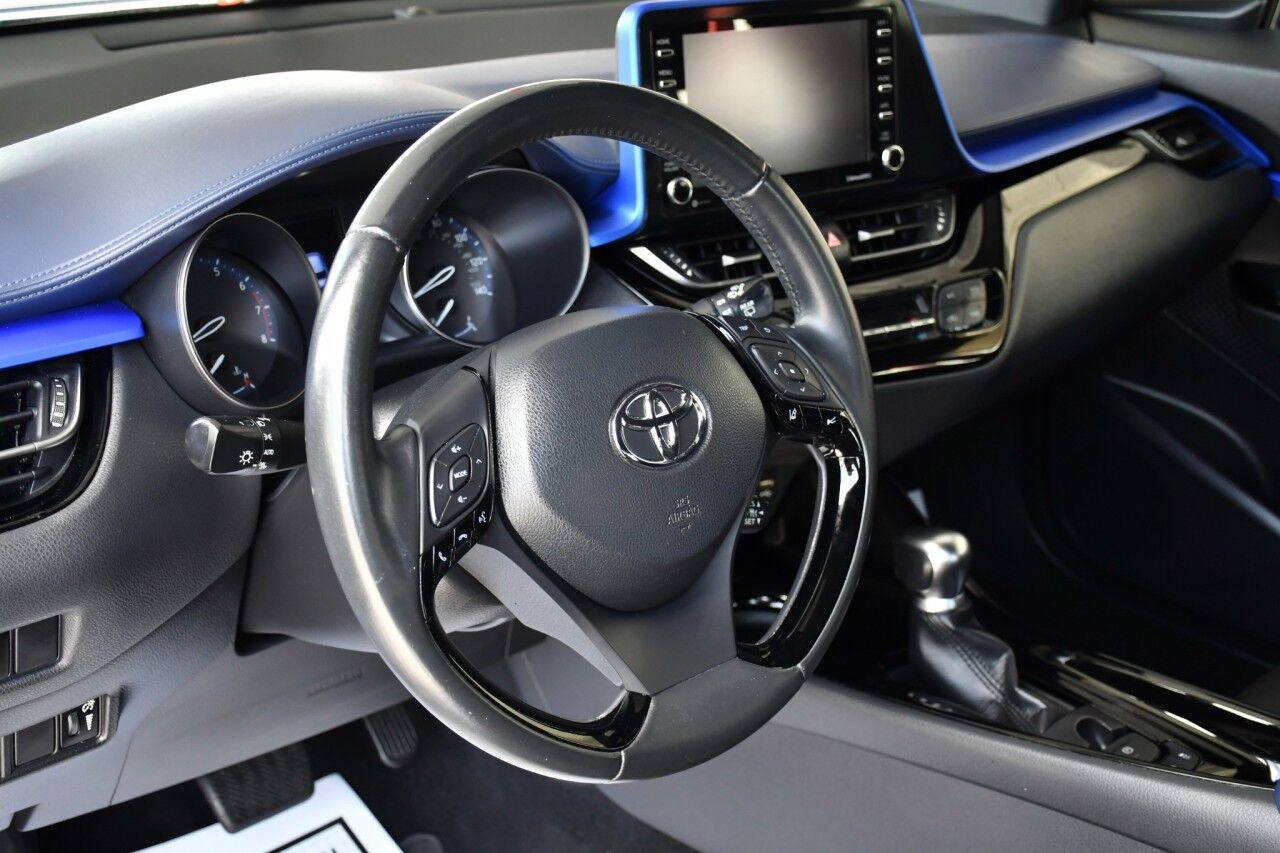 2020 Toyota C-HR LE Doral FL