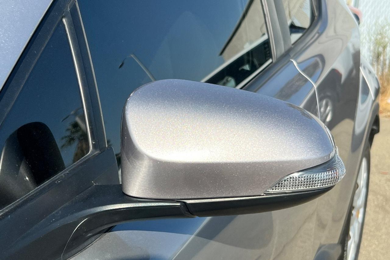 2020 Toyota C-HR LE Roseville CA