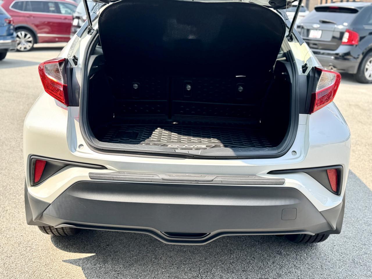 2020 Toyota C-HR XLE Elmhurst IL
