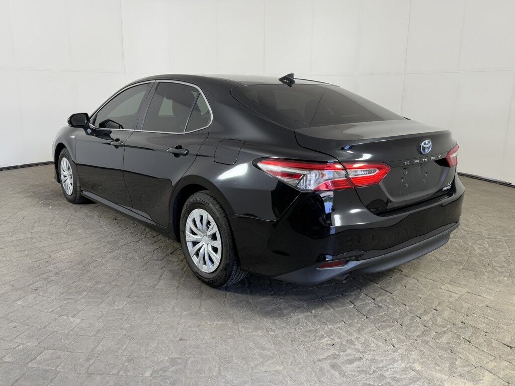 2020 Toyota Camry Hybrid LE Maumee OH