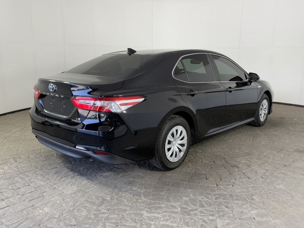 2020 Toyota Camry Hybrid LE Maumee OH