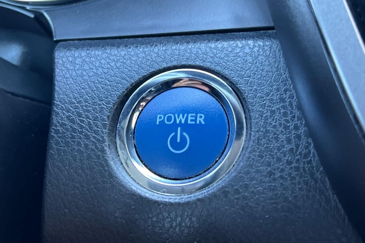2020 Toyota Camry Hybrid LE Roseville CA