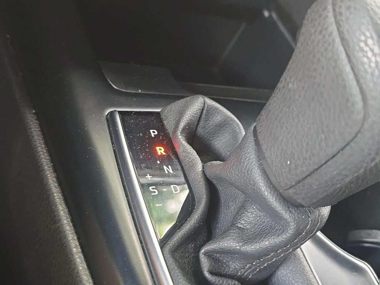 2020 Toyota Camry Hybrid LE Gaithersburg MD